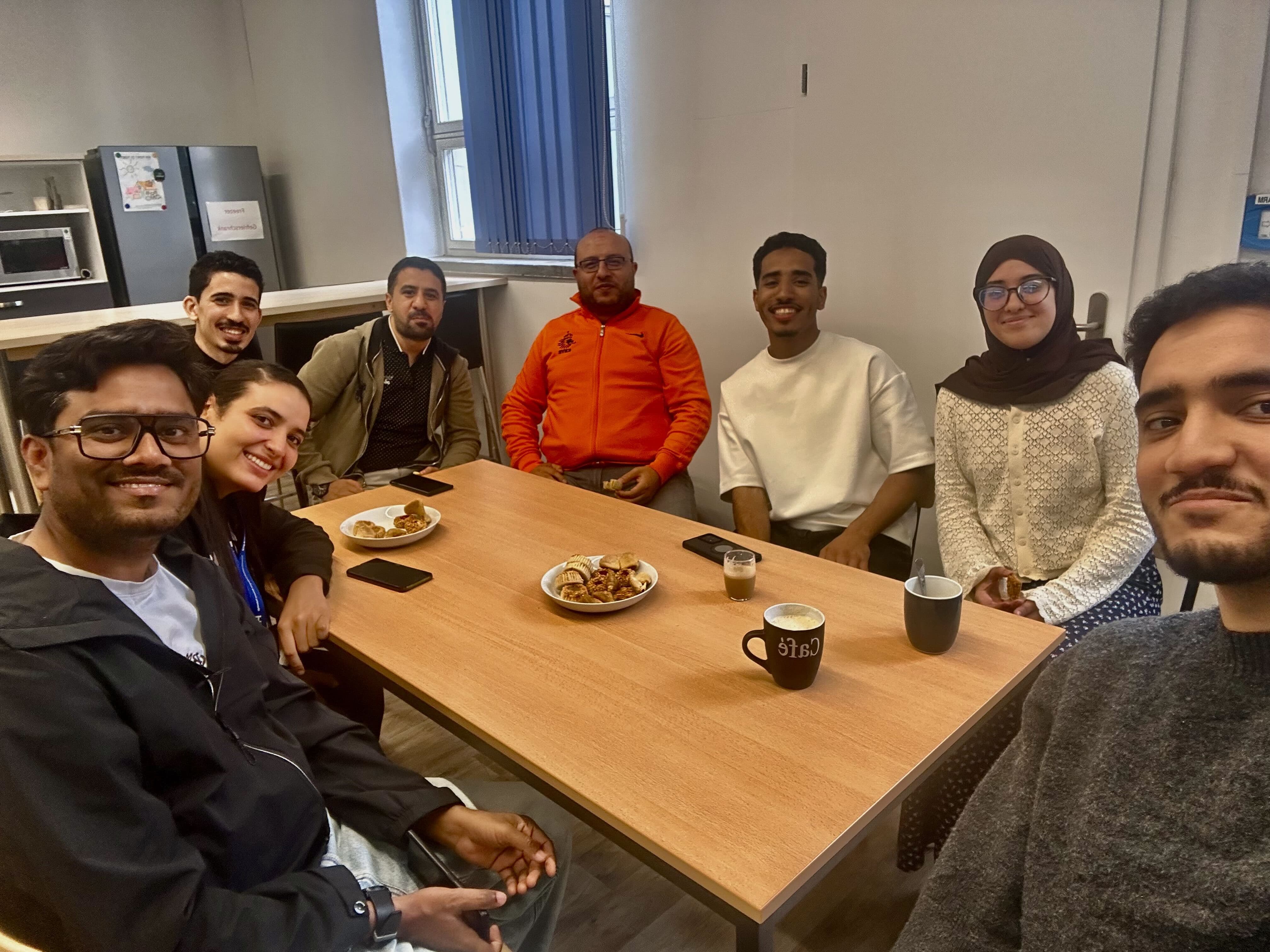 Farewell coffee with the group at HIF